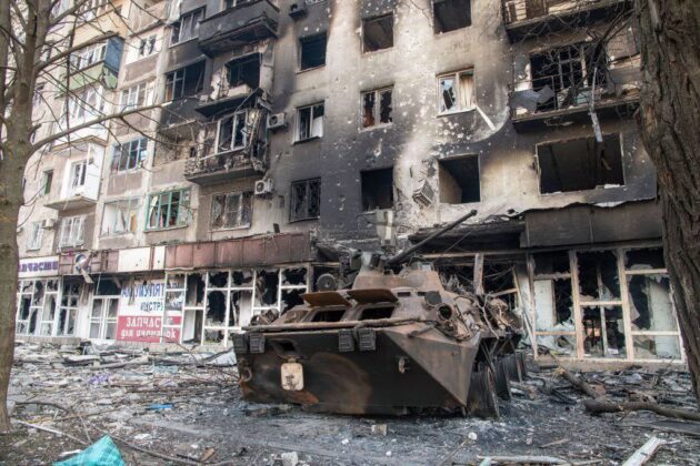 Mariupol devastata dai bombardamenti russi