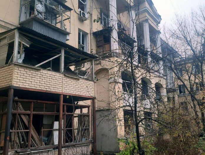 edificio bombardato nel Dnipro