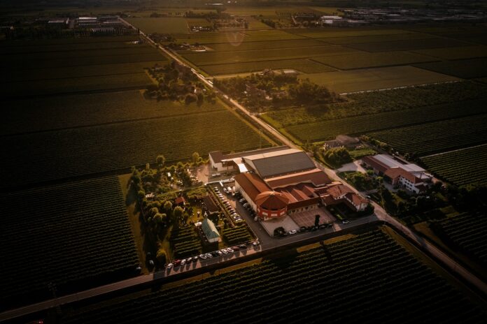 Azienda agricola Crozzano winery dall'alto