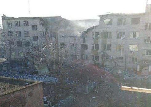 Edificio di Zaporzhzhia colpito dai missili ucraini