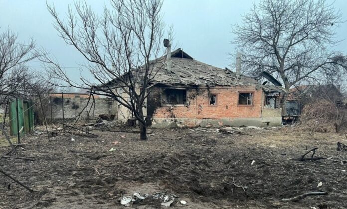 edificio del Donetsk colpito da bombe russe